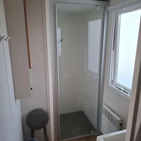 בית נופש Mobil-home Badji *